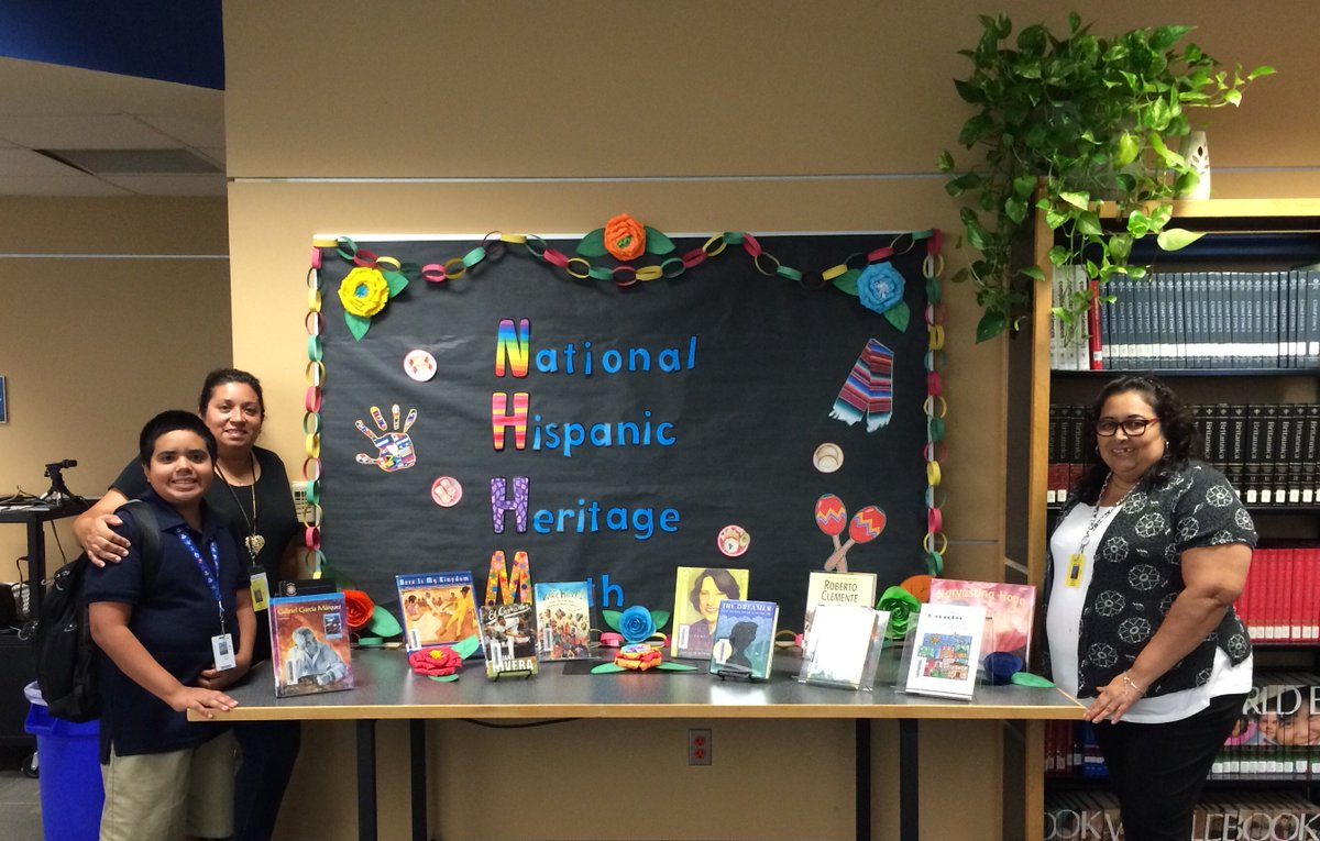 de Zavala MS Library tweet media