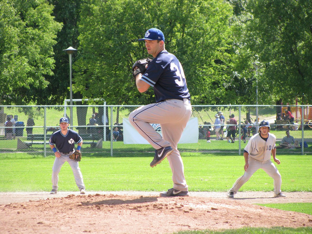 gleanernews's tweet photo. .@IBLMapleLeafs lose championships, but set stage for a great 2017, writes @LaRussaGastro: https://t.co/5JAnIXPCTb. https://t.co/9THEzCicDA