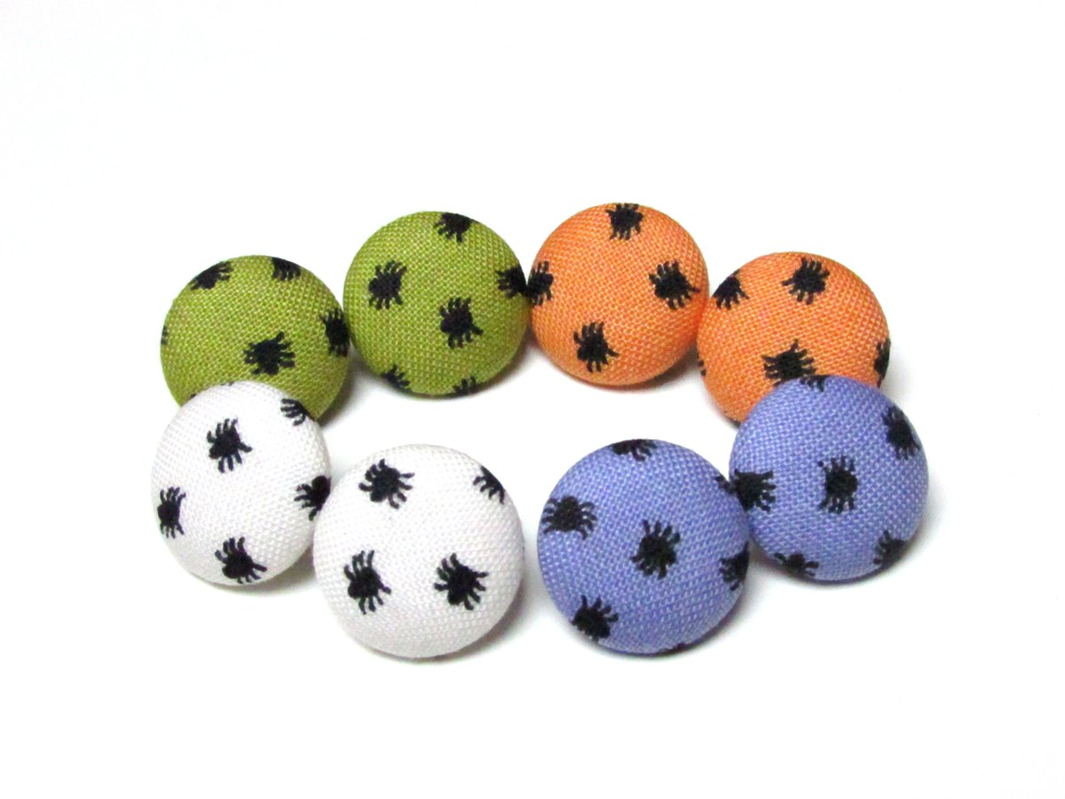 SlavicaBo's tweet photo. https://t.co/mrBcS2mmcd
#etsy #etsyrt #etsygifts #etsymntt #Halloween #HalloweenReady #theboocrew #halloweenbuttons https://t.co/hFlM3ZHpU5