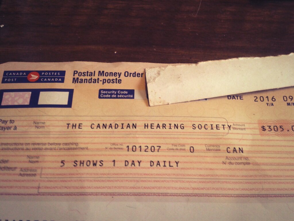 Daily204's tweet photo. Had a chance to stop by @canadapostcorp sending this too @CHSCanada #5Shows1Day2 #ThankYouWPG #OneLuv #DownWithDaily https://t.co/j9eXDnu5mF