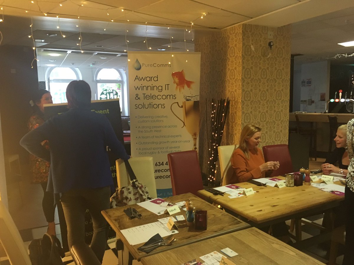 Great #networking with @The_Main_Event_ today! Thanks @BystroStAustell for a lovely lunch!