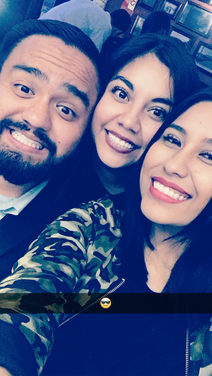 kenluuu's tweet photo. 🎂✨ @AzaVqz @ivette_0206 @e_e_s_m https://t.co/Q660HDWDy9