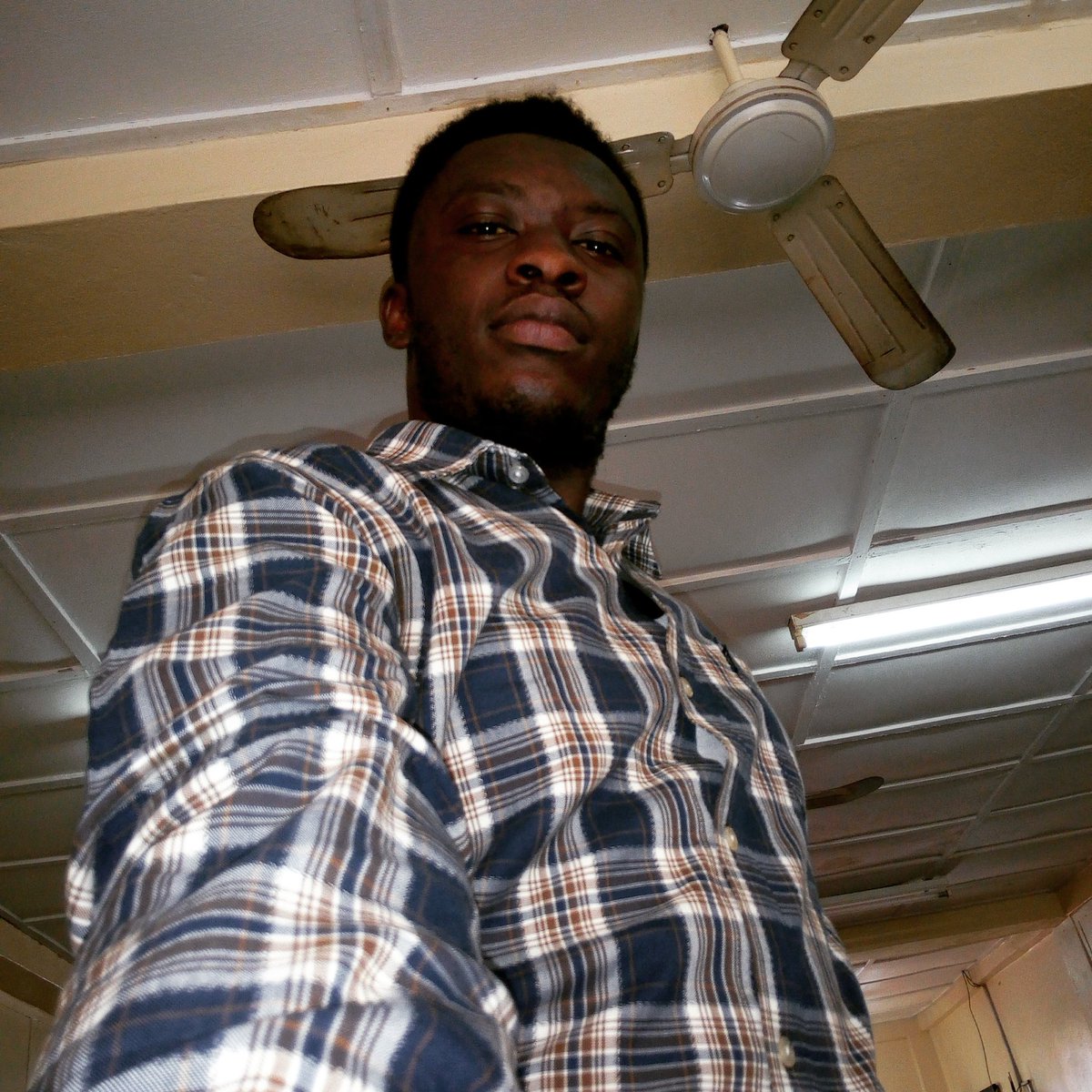 young_cross2775's tweet photo. #Young Cross https://t.co/ADTWLBPon7