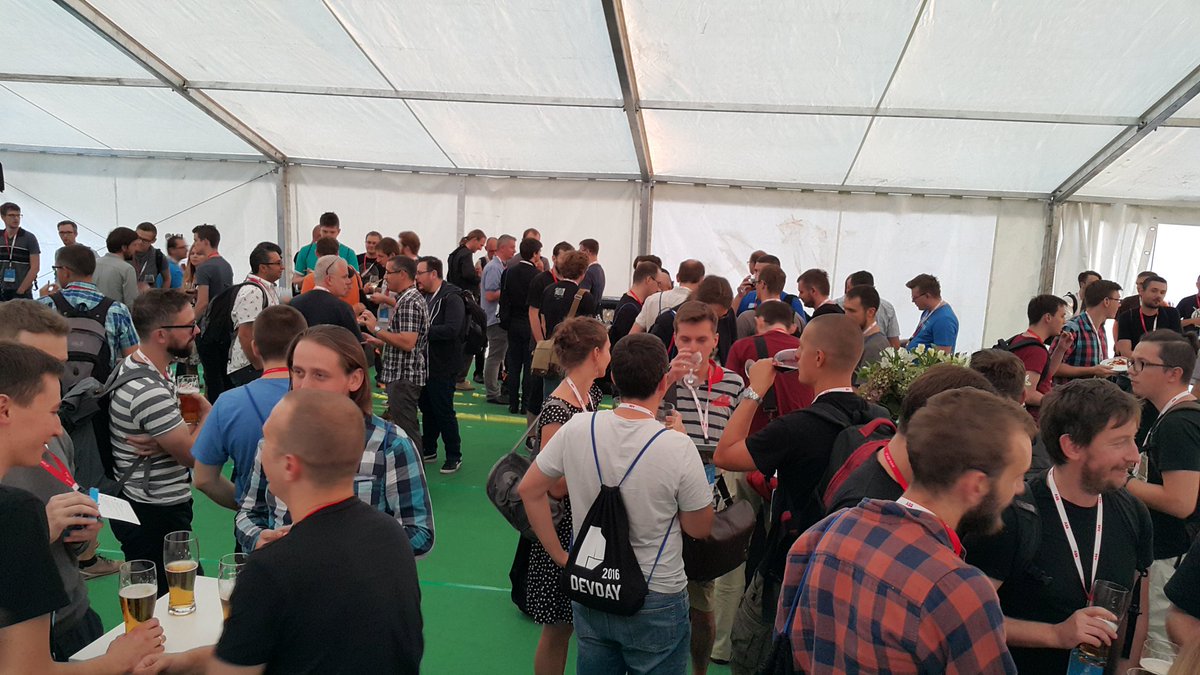 j_stadnicki's tweet image. Networking part 2 #abbdevday #beer