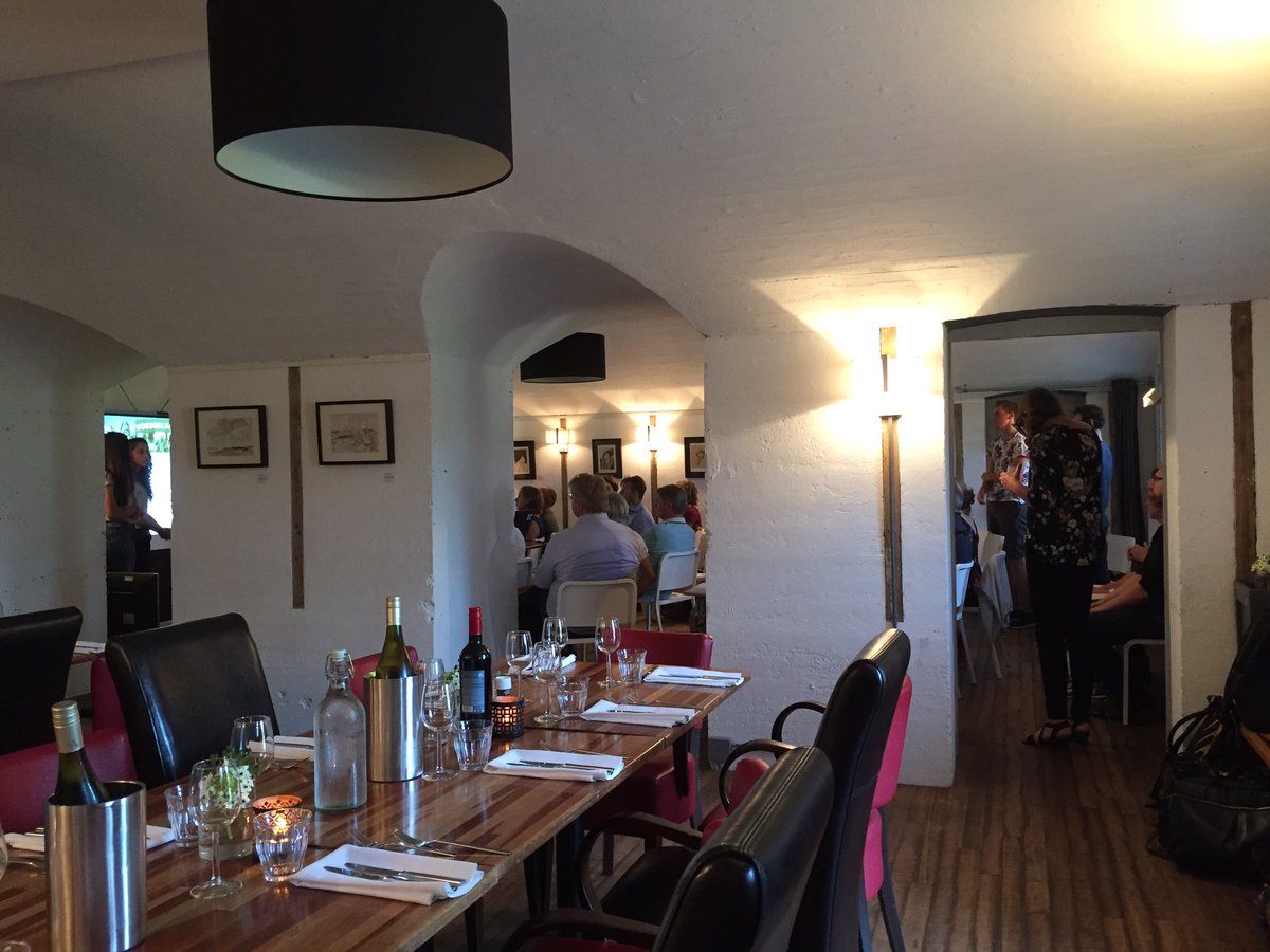 PodiumArch's tweet photo. Prachtige locatie voor een #popup #diner over #voedselproductie #haarlemmermeer #fortrestaurant https://t.co/zGv8xGilab