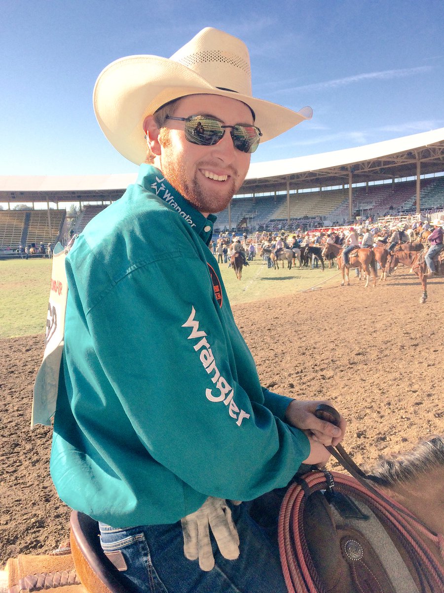 Lane &amp; Taylor's other brother Cody Snow was just 5.3 @PendletonRUP! On to his first <a href="/LasVegasNFR/">Wrangler National Finals Rodeo</a>! Van is smiling.❤️
