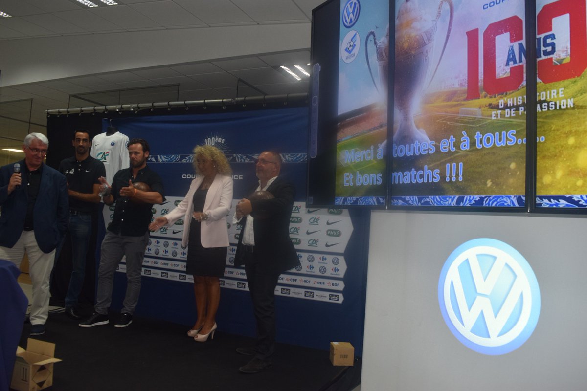 Les coulisses "Soir de tirages" <a href="/coupedefrance/">Хамидов Мехродж</a> <a href="/vw_france/">Volkswagen France</a> @Groupeboucher <a href="/nikefootfrance/">Nike Football France</a> : urlz.fr/45lS