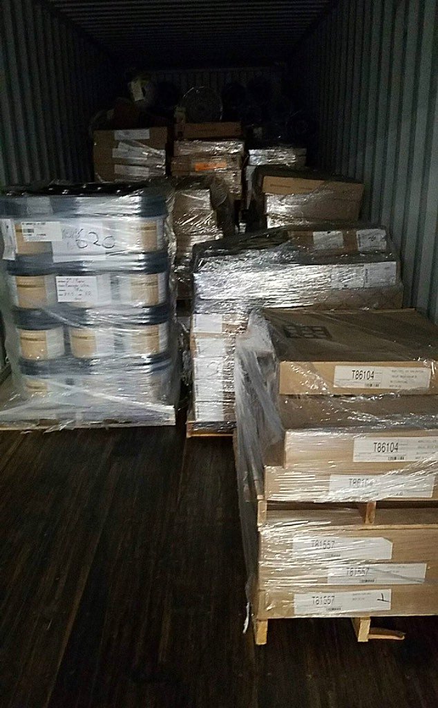 304Gutters's tweet photo. Carpet donation to #Rupert #charmco #rainelle. From #nc thanks #bonitz #rustyrepass @repass319 @dawnrepass #wvstrong https://t.co/Lj3NFwc3kZ