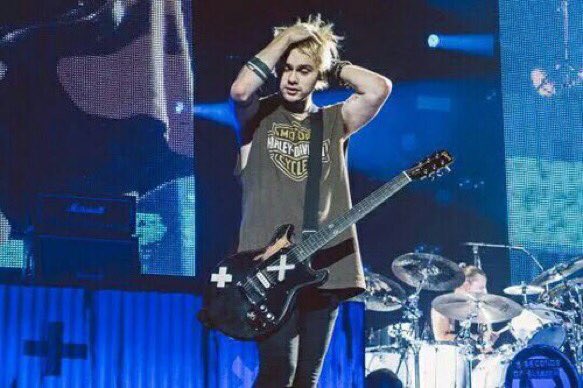 mukearchive's tweet image. 