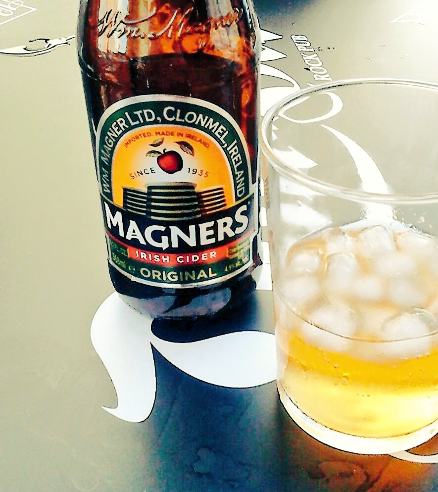 Demà inagurem el nou tirador de #Magners #IrishCider. <a href="/NandoAranda/">nando aranda</a> hi hauràn prou barrils? #Rockcelta al #Daualset