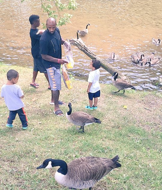 AGdouble07's tweet photo. #TBT 1 of my fav @NFL families @DeAngeloHall23 #HTTR #Redskins #Hokies @balleralert @TheShadeRoom @thacelebritea https://t.co/AT4bUO6AX4