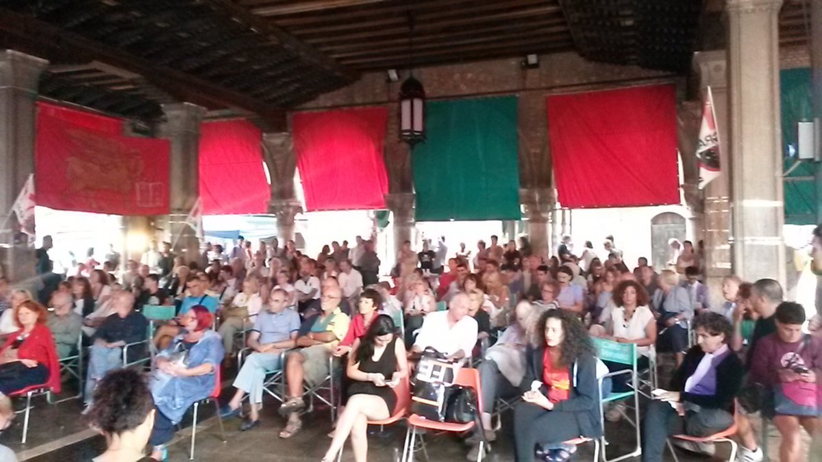 LabMorion's tweet photo. #15S tantissimi ad assemblea pubblica verso #25S 
#Venezia è viva lotta e resiste! #nograndinavi #veneziamiofuturo https://t.co/bAfDaxpXei