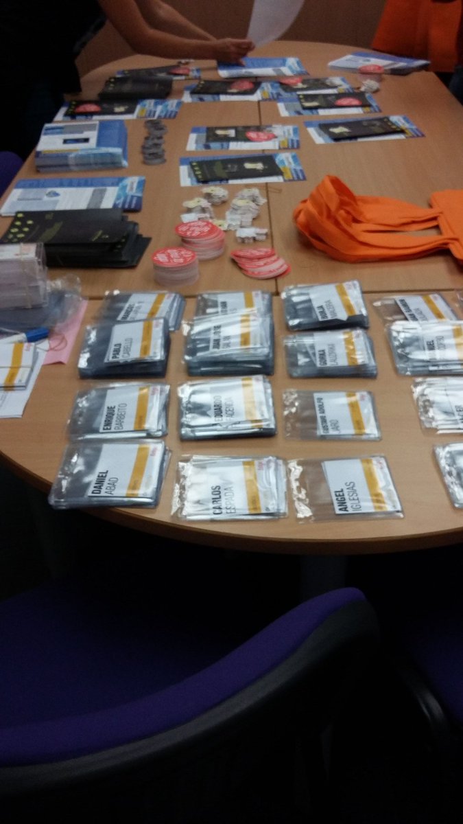 davidcastello's tweet image. #desymfony a tope