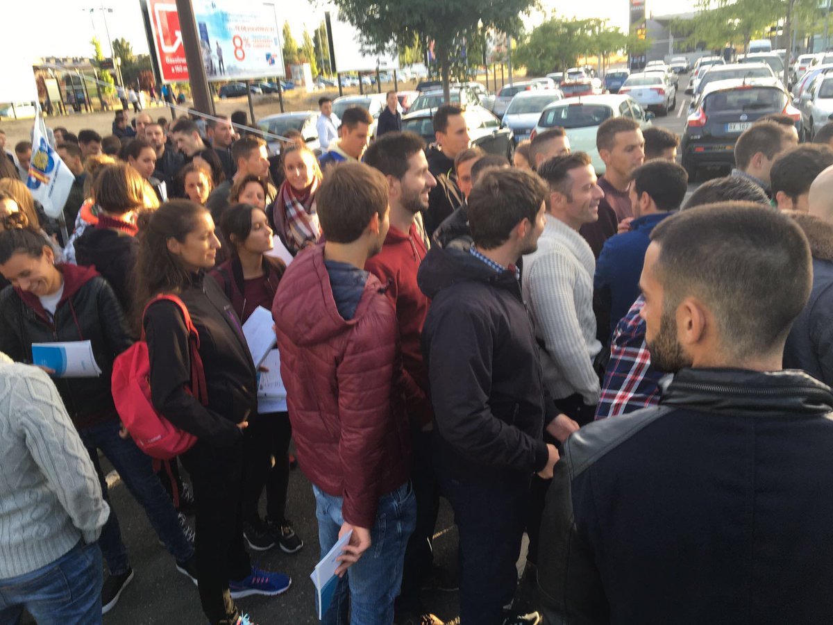 Sup_Policia's tweet photo. En la Escuela de Policía en Ávila asesorando a nuestros nuevos compis. Ya lo tienen claro. Los mejores... #ElSUP https://t.co/8Jgr7q8Voj