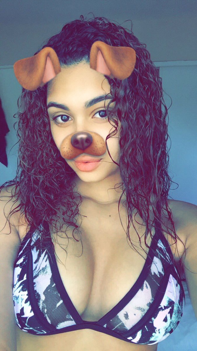litskingirls's tweet photo. She's just so Perfect
Twitter: @aaanjolie https://t.co/uAuGC4kxlH