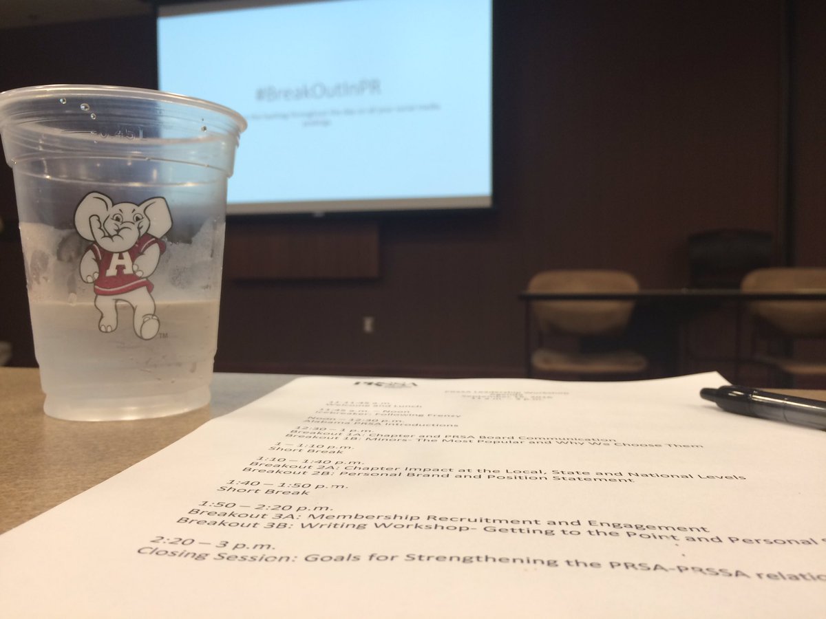 prssamsu's tweet photo. 2016 Leadership Workshop with @UAPRSSA #BreakOutInPR https://t.co/BiBxXOE4z4