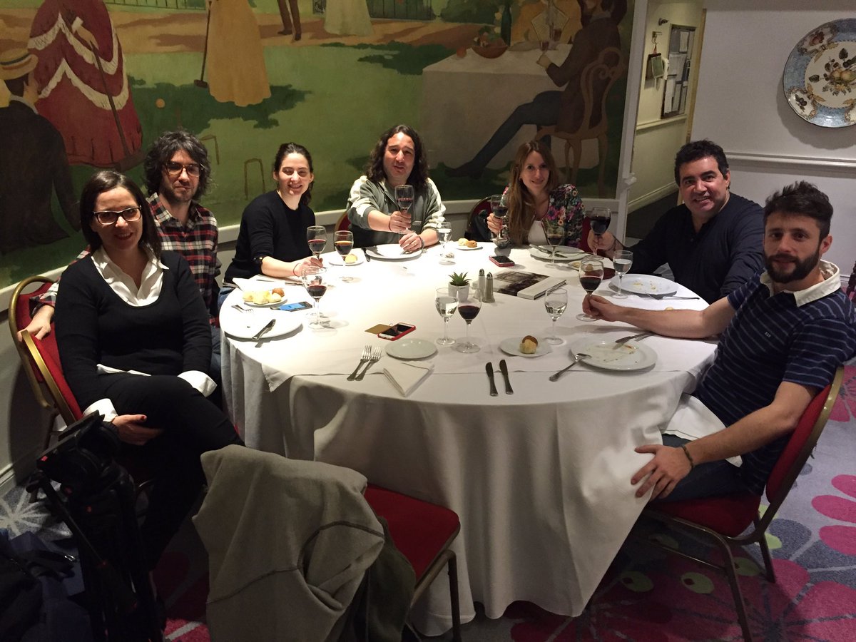 En <a href="/PlazaRest/">PlazaHotelRestaurant</a> con los amigos de <a href="/CanalCiudadBA/">Canal de la Ciudad</a> grabando y comiendo riquísimo!