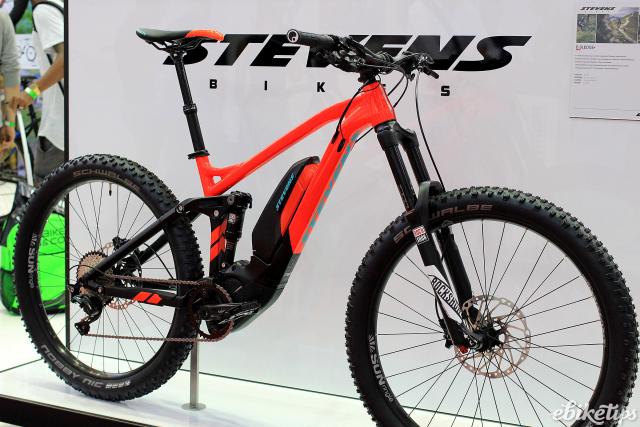 ebiketips's tweet photo. e-MTBs at Eurobike were all big tyres and integration. Here's a run down of the trends https://t.co/uz5zb75VVt https://t.co/Ja2NzsC11T