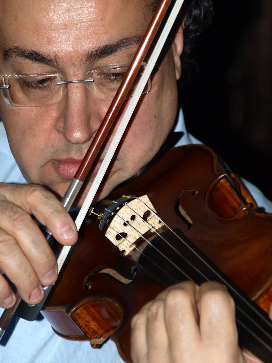 LucaFanfoni's tweet photo. 17 settembre 2016 ore 19,15 Next concert
 I #Concerti "al #tramonto" di #Vigoleno 
#LucaFanfoni vl - A Aliberti pf https://t.co/sTLm8DE91F