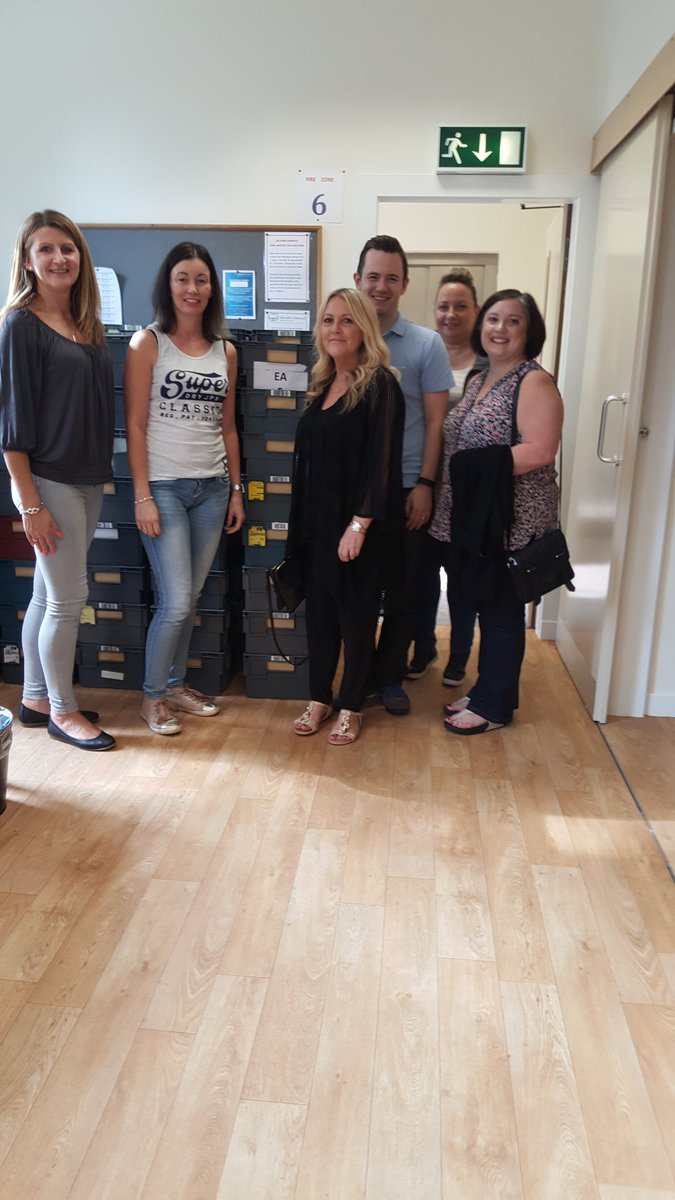 BigBirdNel07's tweet photo. Volunteering day at Accord Hospice in Paisley-10k envelopes stuffed for Christmas mailing 🎄⛇🎄@wsbarea https://t.co/5Hs9FhPyhZ