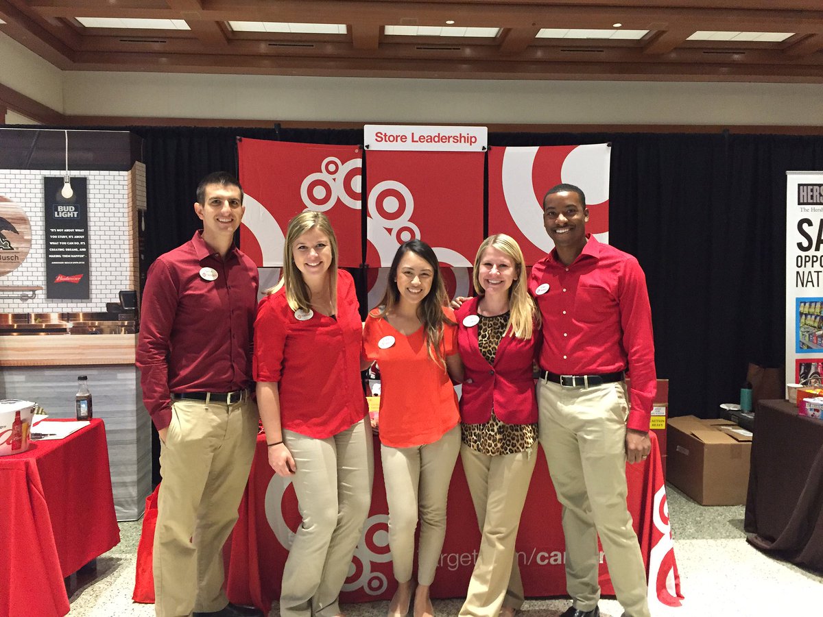 KristenBathan's tweet photo. @sdsucareerserv Aztecs @TargetCareers is ready for you! #G296 #WeAreTarget #worksomewhereyou❤️ https://t.co/l30osnLvE2