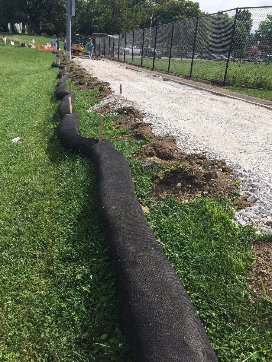 danielgilman's tweet photo. Work has started on replacing and extending the pedestrian/bike path in Mellon Park. Using a new permeable paver https://t.co/qHpRq538YS