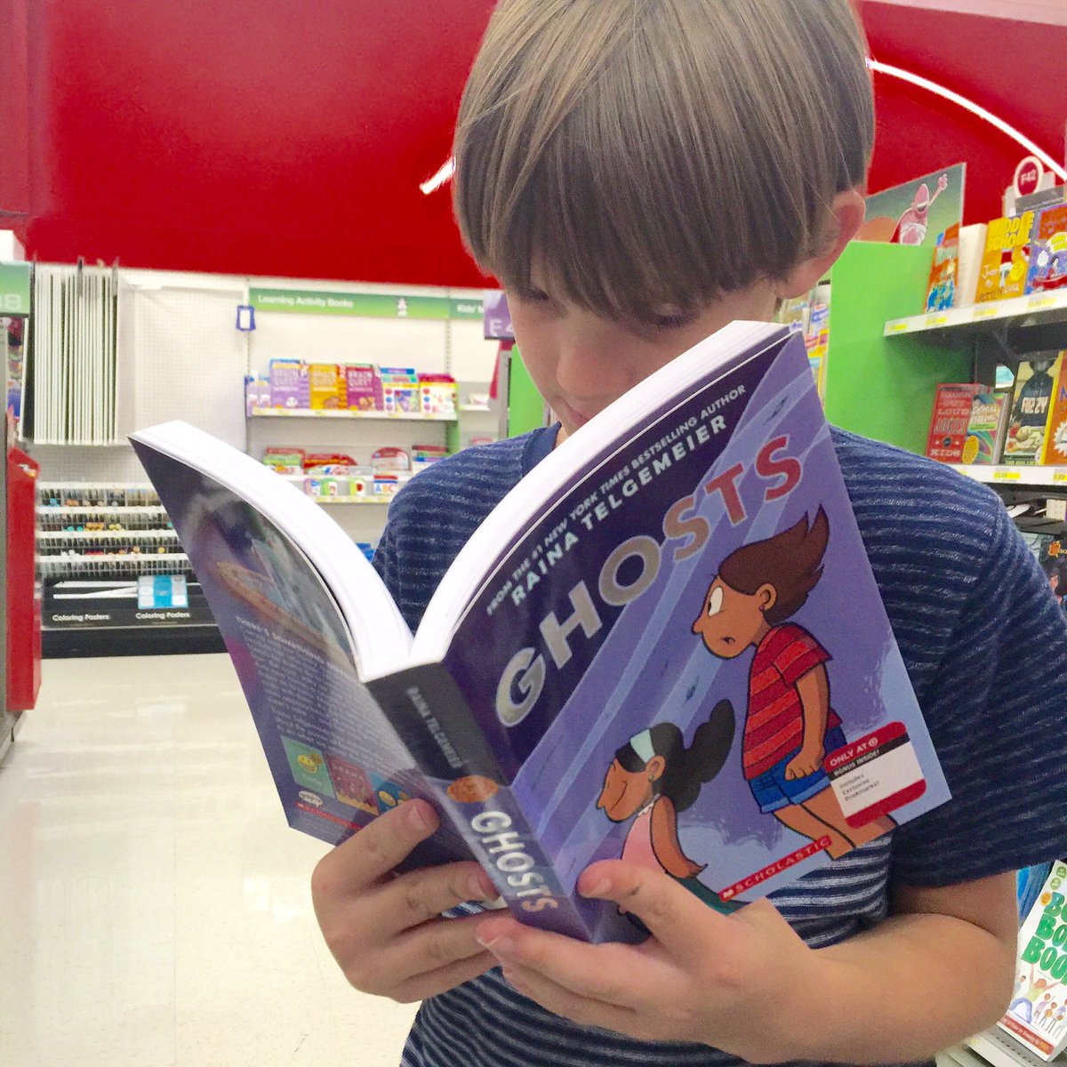 simplybeingmom's tweet photo. In stores now-GHOSTS by @goraina! My son finished it in one day &amp; he LOVED it. (partnered with @Scholastic) #GoRaina https://t.co/iVYVh7lYZt