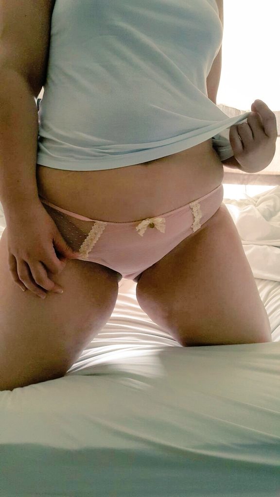 ladylexiesworld's tweet photo. Been very busy and you have all been patient with me here's some more lovely panties for you all 😊 https://t.co/4WYDb2iWcw