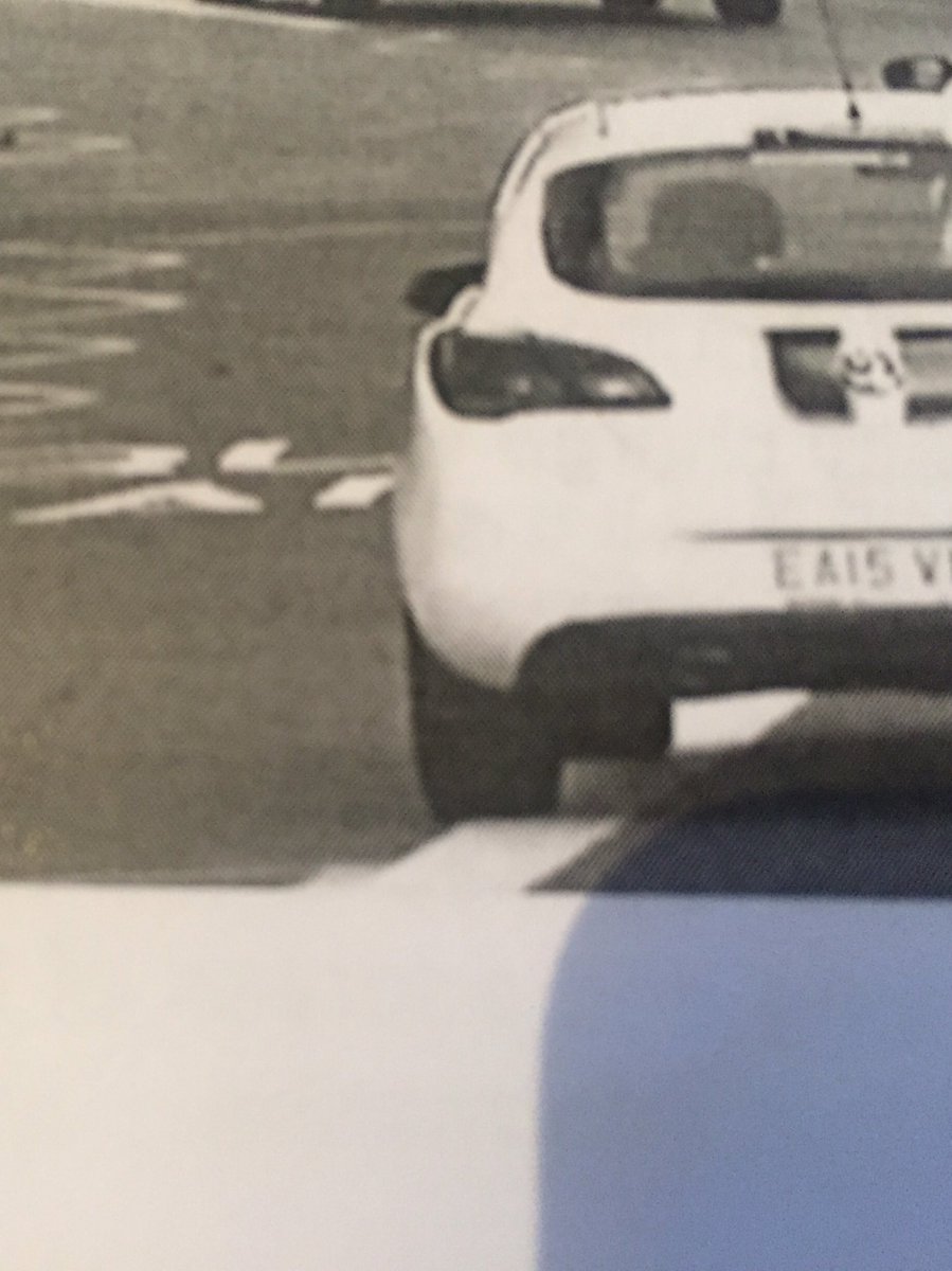 Jack_Savage_'s tweet photo. In the bus lane. IN. THE. BUS. LANE. ARE U FUCKING SICK. I WILL FIGHT THE WHOLE GOVERNMENT BARE KNUCKLE https://t.co/gbslBBlViK