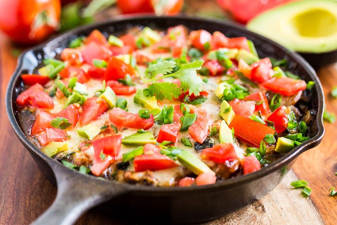 Chicken Enchilada Zucchini Skillet Dinner!
getinspiredeveryday.com/food/chicken-e…
