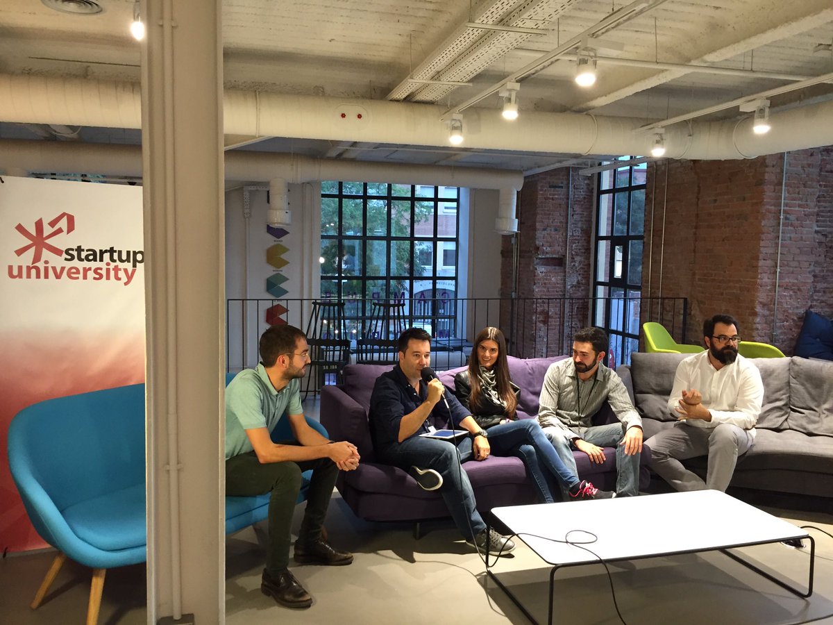 msequeirosr's tweet photo. @startuniversity @CampusMadrid  primera mesa redonda. https://t.co/lluVAcKisE