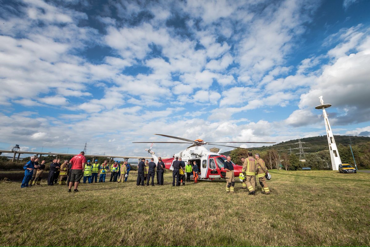 Exercise Adrift, Great teamwork with <a href="/UKSAR_StAthan/">Rescue 187 & 188</a>  @RNLIPortTalbot1 <a href="/loughorcoast/">Loughor & Burry Port Coastguard</a> <a href="/CoastguardPT/">Graham</a>