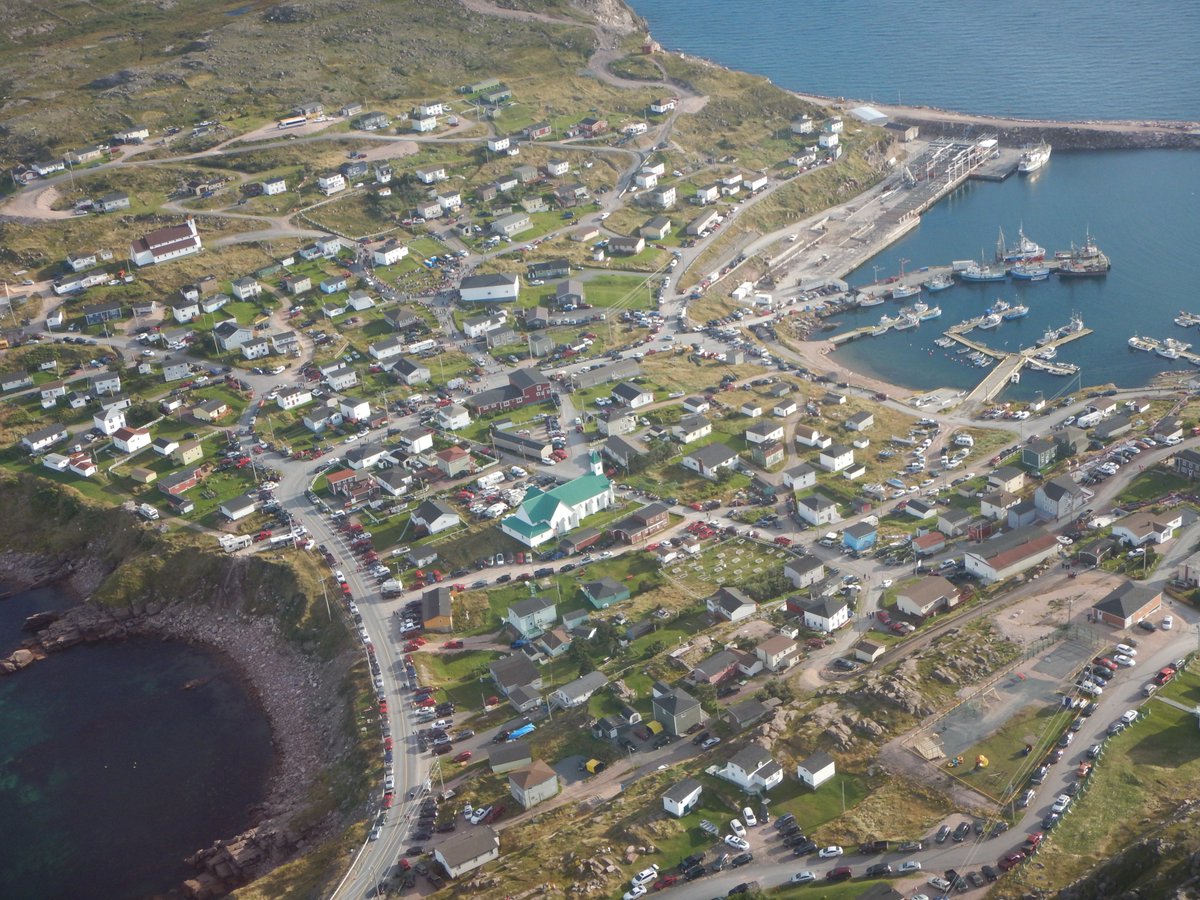 jomurf82's tweet photo. Few hands in Bay de Verde, NL yesterday for Chase the Ace!! #fewcars @VOCMNEWS @CBCNL @ryansnoddon @EddieSheerr https://t.co/CcEpJXTLIi