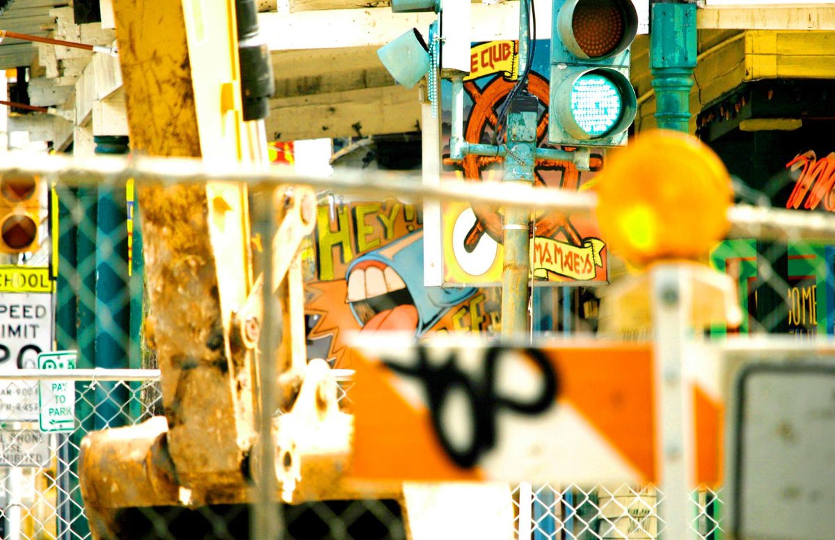 Hey! Café tweet media