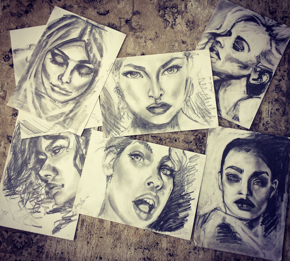 JamieLee_Cohen's tweet photo. Good night world! See you tomorrow <3 #sketch #portrait #art #artbyjamielee https://t.co/9xOI2i47o5