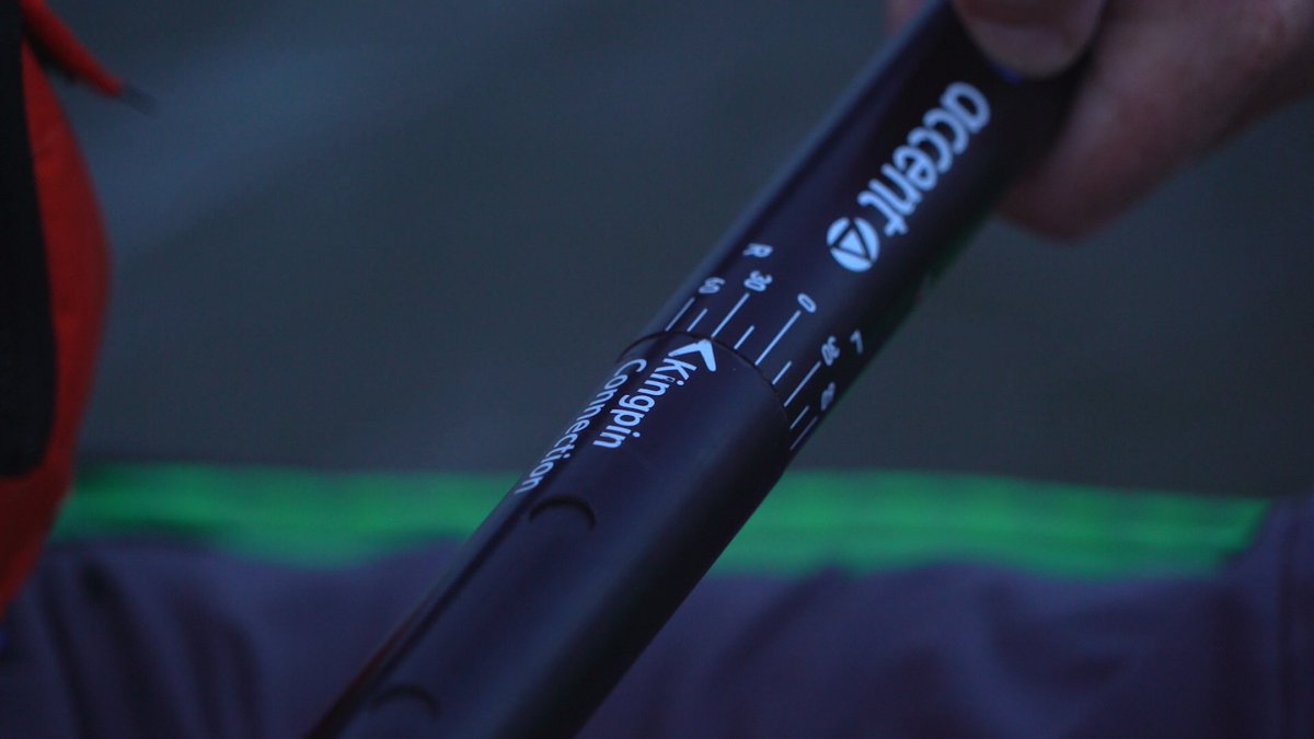 accentpaddles's tweet photo. The Kingpin joint on our #paddles allows paddlers to quickly dial in the feather angle as wind speeds change. https://t.co/LpXS4QZx3u