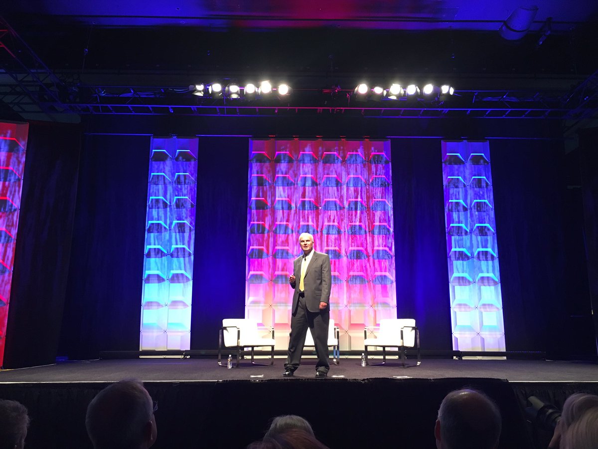 ASCP_Chicago's tweet image. ASCP President David N.B. Lewin, MD, FASCP, gives his Presidential Address at #PathLab2016.