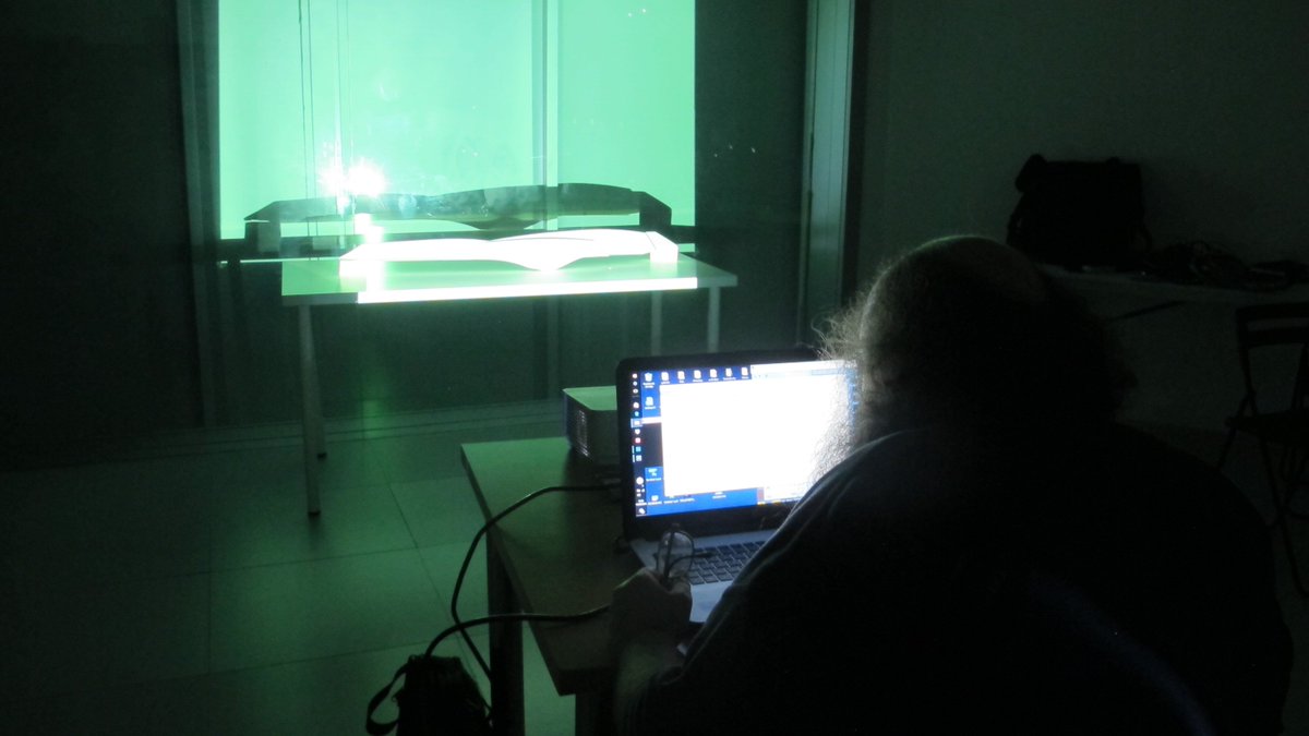 PaseoProject's tweet image. #PaseoProject16 taller Fachadas líquidas en @etopia_ #videomapping