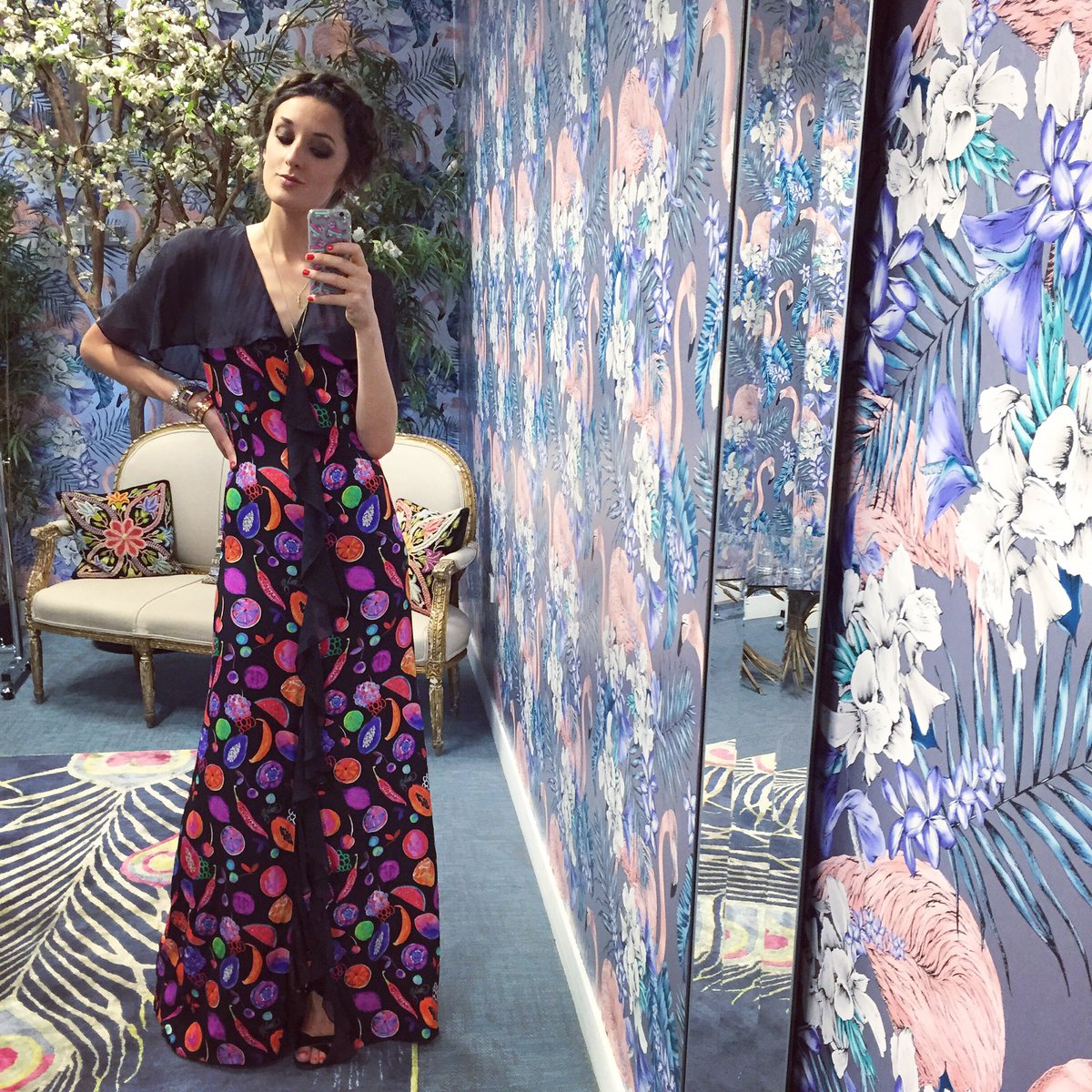 Rosanna's tweet photo. We Liking ππΆπππ the new We Liming print by @MWWorld and my ever-lasting braid by @duckanddry #matthewmirror https://t.co/HXhCLPga16