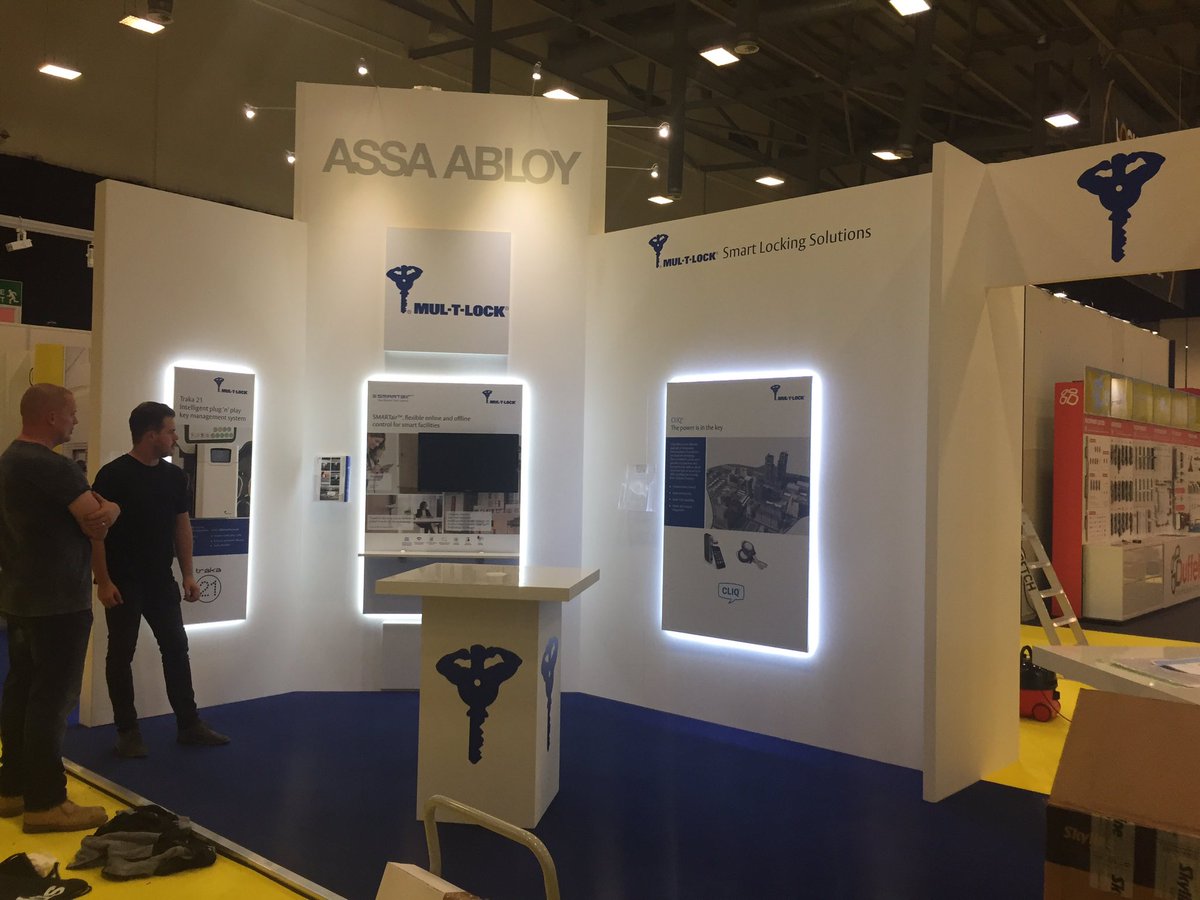 MulTLockUK's tweet photo. Our stand coming today nicely! Are you coming to @Lockex2016 tomorrow? #stand76 @MulTLockUK https://t.co/fHRezACAan