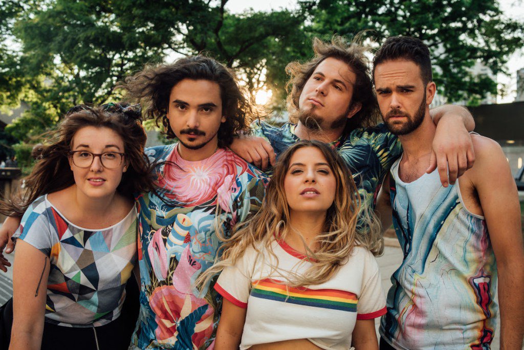 FaceTheNoiseWeb's tweet photo. Ginger Ale &amp; The Monowhales Announce New EP ‘Bang’ https://t.co/mVUeN0v3uR https://t.co/Ny6Jnt7cjH