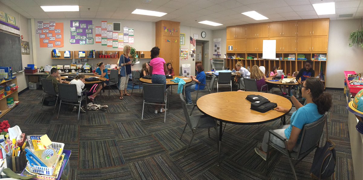 mjohnson215's tweet photo. Spell bowl  @wle_elem1955 ! @dmurff5 we're studying hard with a little Around the World Competition! #wearewayne https://t.co/jHwsgBcc0d