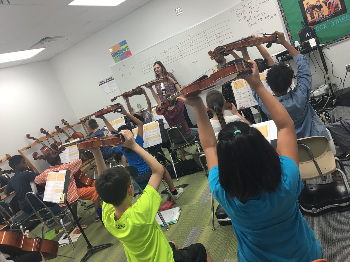 JonesAcademy1's tweet image. Instrument pride @MissStrings #superstrings