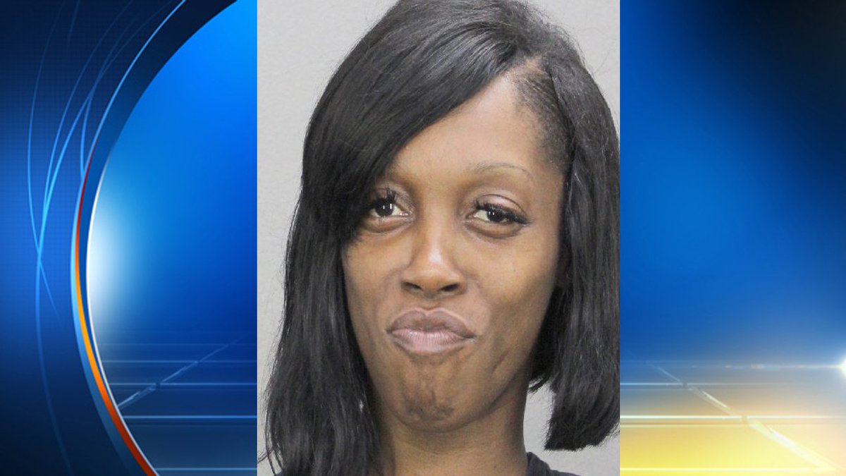 S. Fla. mom arrested after deputy found marijuana in her child's lunchbox bit.ly/2cRuZtK?utm_me… https://t.co/EeXNdFPqGM