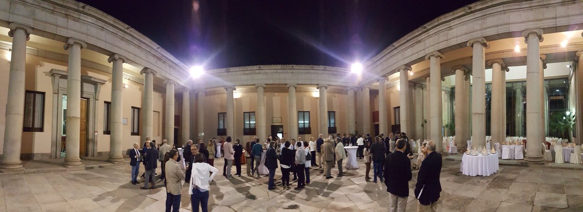 Cena de gala del #CongresoISUFH en buena compañía.
<a href="/almunol/">Almudena Nolasco</a>
<a href="/leticiaserranoe/">Leticia Serrano-Estrada</a>
<a href="/pabmarcir/">Pablo Marti</a>
<a href="/URBATIC/">URBATIC</a>
Falta solo <a href="/FerM_GM/">Fernando García Martín</a>