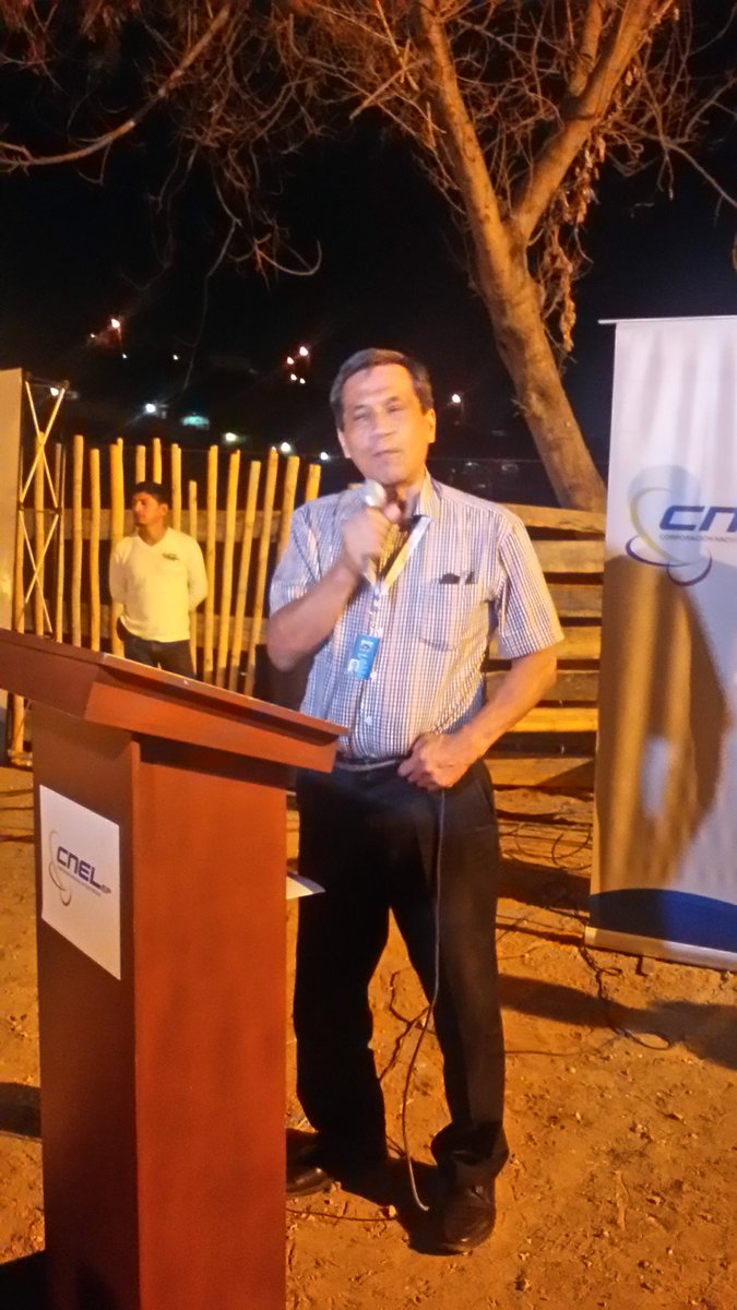 .<a href="/CNEL_EP/">CNEL EP</a> Roberto Montesinos, Gerente #IluminaTuBarrio "La luz es esperanza, nos comprometemos a seguir mejorando"