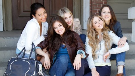 pllcrisis's tweet photo. I just wanted to say #ThankYouPLL for these amazing five woman that I can't live without &amp; i love so much 😩😍😭 https://t.co/ROQBqLFCJb