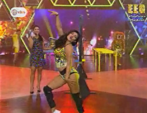 estoesguerra_tv's tweet photo. ¡MUY ATENTA! 💛🐯  DIANA se nota que ha estudiado 

#SoyLeón https://t.co/BmILWesPa4 https://t.co/xJ3kYbq1AW