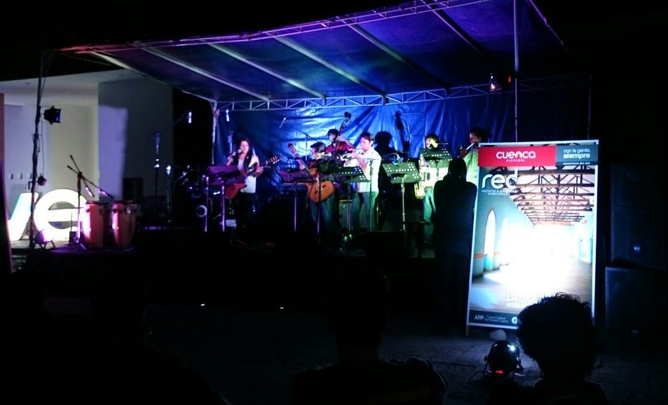 estoestodo_'s tweet photo. Inauguración del @MUCfest "EAM JazzBand" grupo de la Universidad de Cuenca inicia este festival. @MunicipioCuenca https://t.co/16r1B33FBc