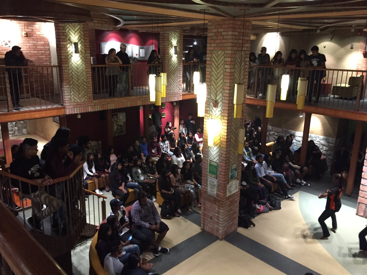 McMasterTSA's tweet photo. Mixer has officially started, and guess what- it's lit. Come join us right now at Bridges #MACTSA https://t.co/9vT9Nmnk8i